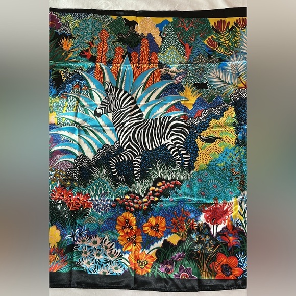 2216- Vibrant Zebra & Floral Print Women’s Scarf 100% Polyester 35”x34” NWT - Picture 8 of 8